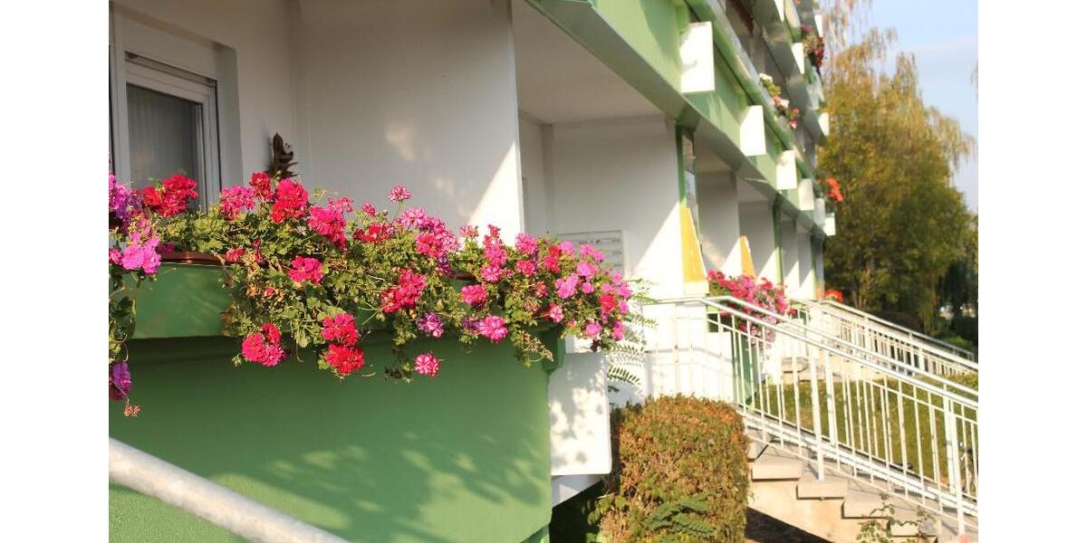 Etagenwohnung Bernburg (Saale) - 3 Zimmer, 71 m&sup2;, 389&euro; | Angebot:26146142