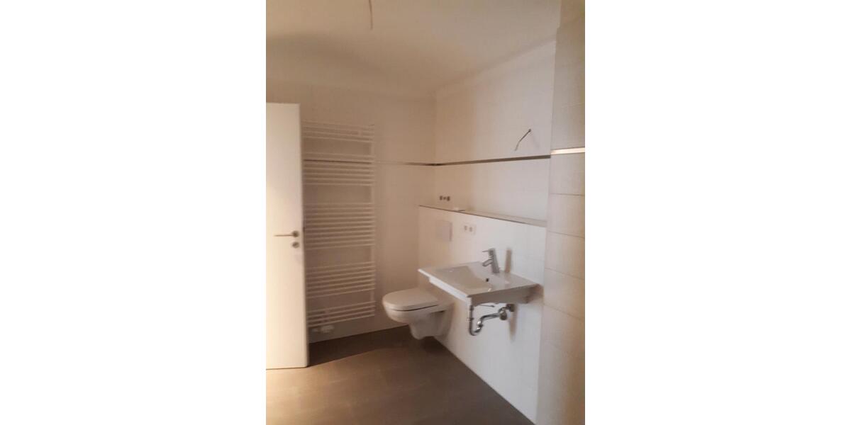 Etagenwohnung Halle (Saale) - 4 Zimmer, 152 m&sup2;, 1.520&euro; | Angebot:26644843