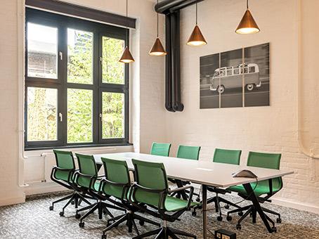 Flexible Büros und stylisches CoWorking in ehemaligem Fabrikgebäude - All-in-Miete