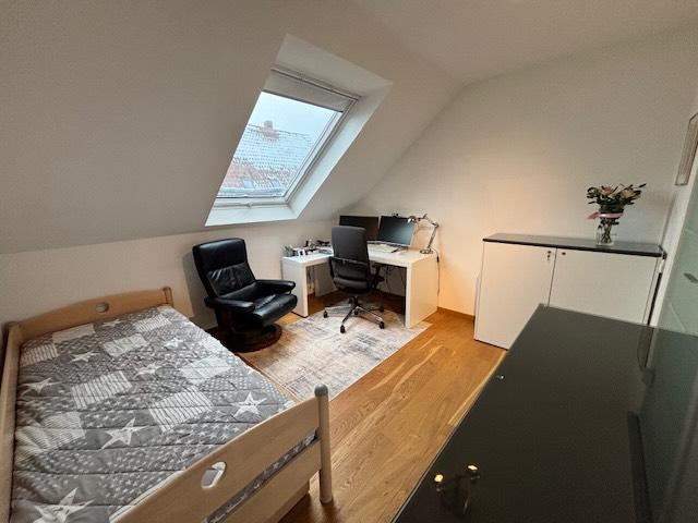 Wohnen auf Zeit Hannover Döhren-Wülfel - 4 Zimmer, 80 m&sup2;, 520&euro; | Angebot:25217071