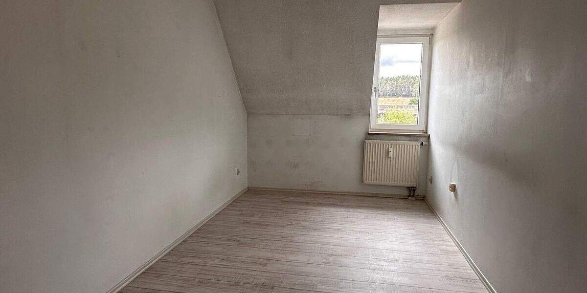 Etagenwohnung Pleinfeld - 4 Zimmer, 92 m&sup2;, 900&euro; | Angebot:26157324