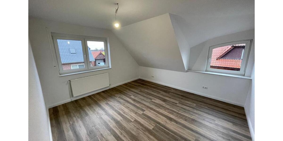 Dachgeschoßwohnung Twistringen - 3 Zimmer, 82 m&sup2;, 950&euro; | Angebot:24398624