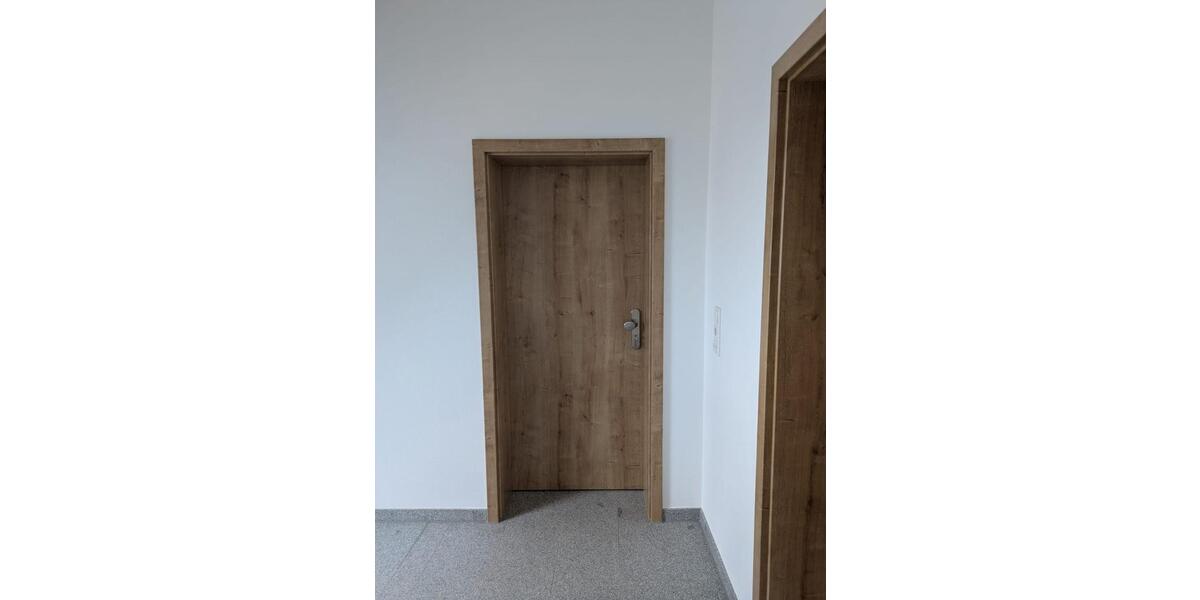 Dachgeschoßwohnung Kirchdorf an der Amper - 3 Zimmer, 90 m&sup2;, 1.200&euro; | Angebot:25310507