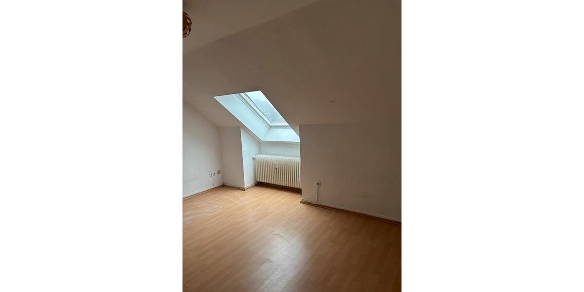 Dachgeschoßwohnung Neustadt am Rübenberge - 2 Zimmer, 45 m&sup2;, 450&euro; | Angebot:25064463