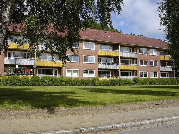 Etagenwohnung Brunsbüttel - 3 Zimmer, 76 m&sup2;, 495&euro; | Angebot:26891149