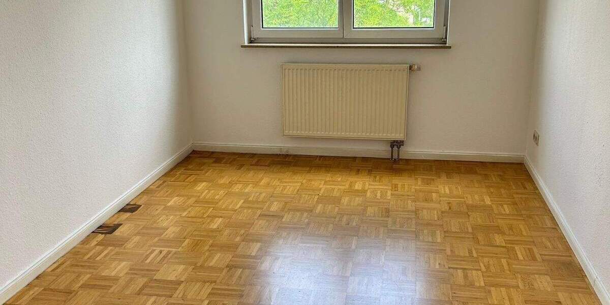 Etagenwohnung Augustusburg - 5 Zimmer, 137 m&sup2;, 825&euro; | Angebot:23883269