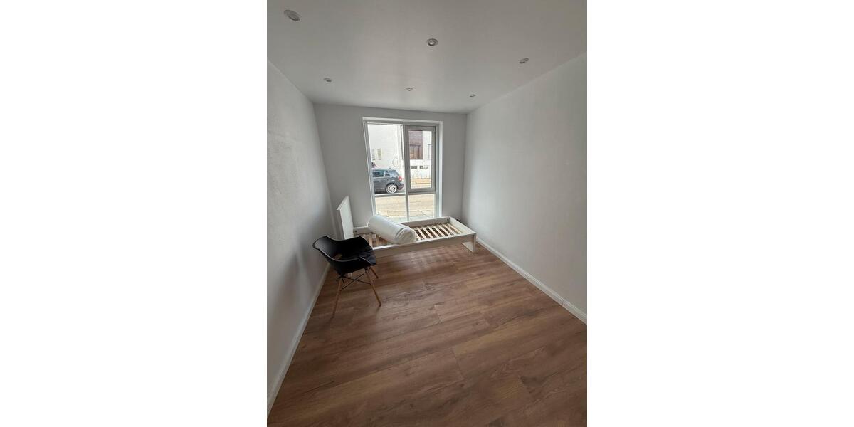 Wohnen auf Zeit Ulm Obertalfingen - 1 Zimmer, 15 m&sup2;, 525&euro; | Angebot:26080568