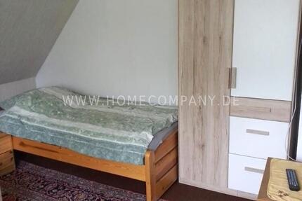 Schönes möbliertes Zimmer mit Parkettfußboden in Sankt-Lorenz-Nord zimmer