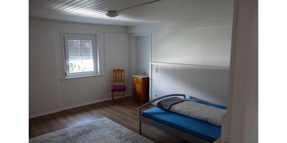 Etagenwohnung Isny im Allgäu - 3 Zimmer, 100 m&sup2;, 400&euro; | Angebot:26415187
