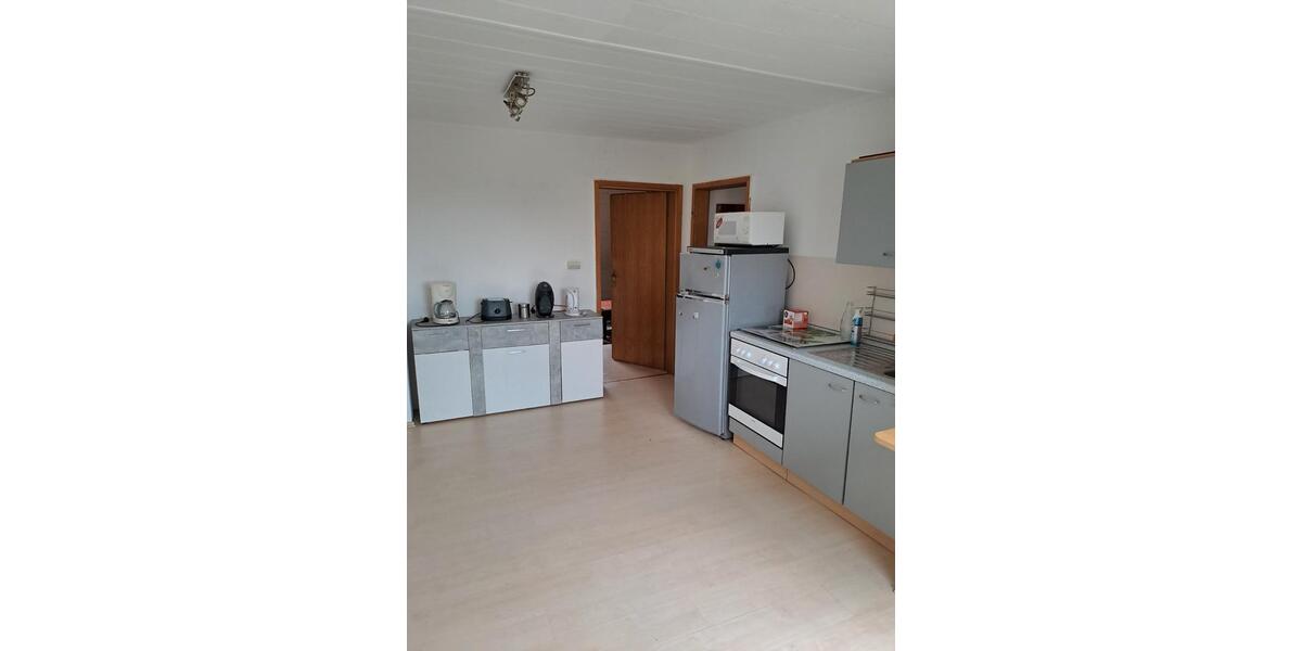 Dachgeschoßwohnung Duisburg Walsum - 2 Zimmer, 33 m&sup2;, 300&euro; | Angebot:26604516