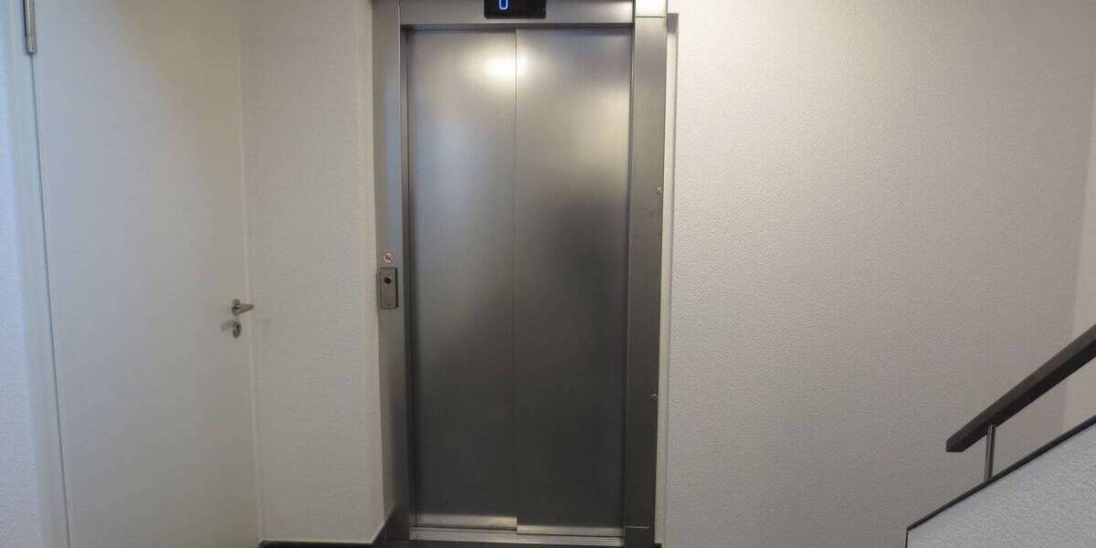 Etagenwohnung Göppingen Stadtgebiet - 2 Zimmer, 63 m&sup2;, 1.150&euro; | Angebot:26229776