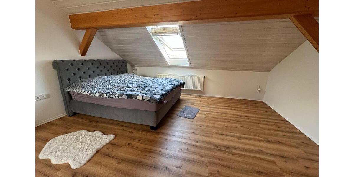 Dachgeschoßwohnung Taufkirchen - 3 Zimmer, 68 m&sup2;, 830&euro; | Angebot:25965593