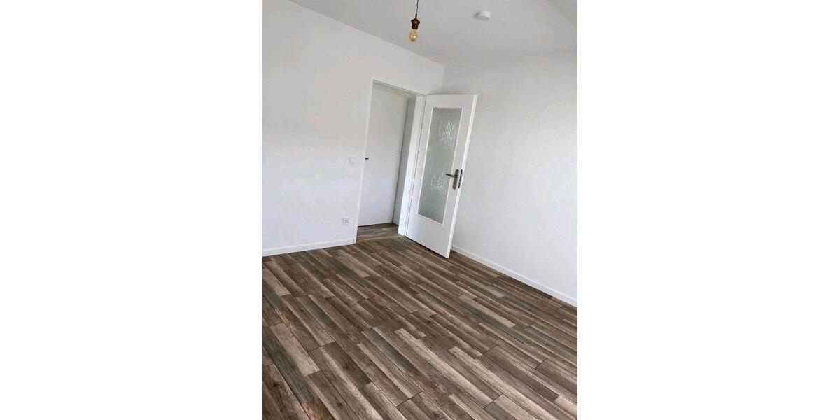Dachgeschoßwohnung Reichelsheim (Wetterau) - 4 Zimmer, 85 m&sup2;, 950&euro; | Angebot:26639027