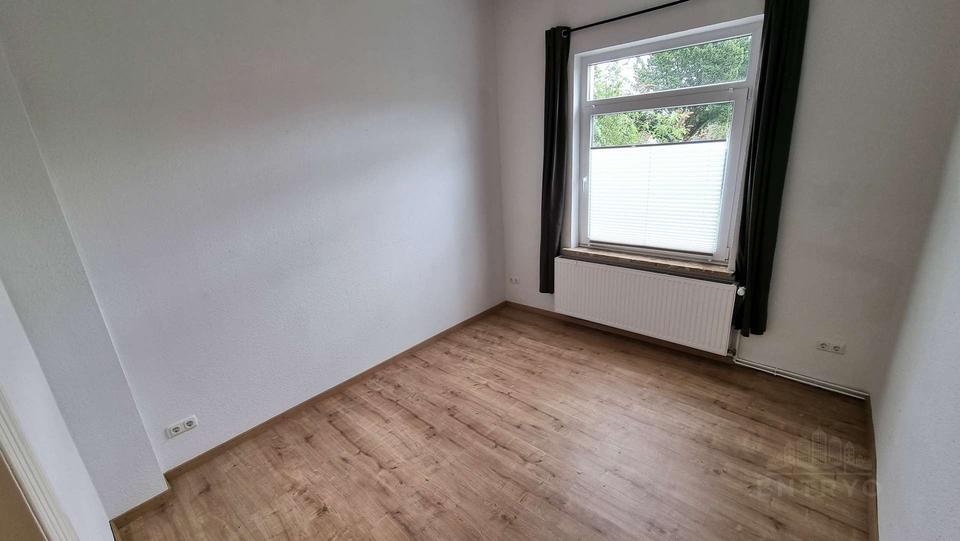 Modernisierte Wohnung mit Garage und hochwertiger Küche zentral in Varel! zimmer
