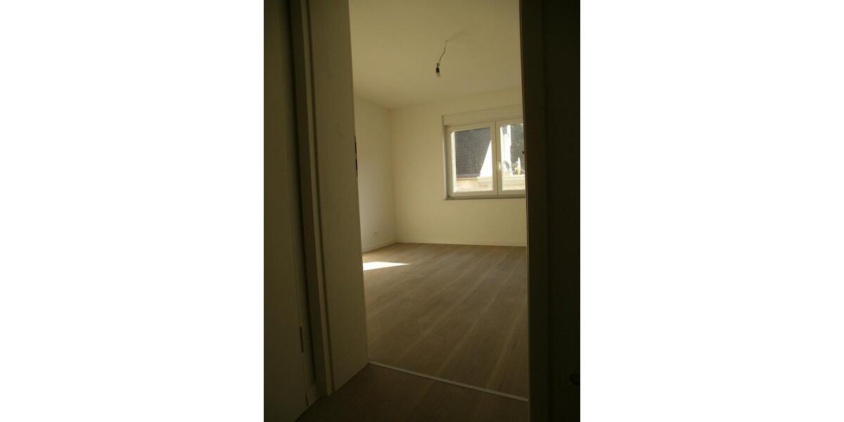 Maisonettenwohnung Velbert - 4 Zimmer, 107 m&sup2;, 898&euro; | Angebot:25066387