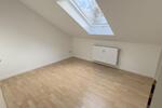 Dachgeschoßwohnung Langen (Hessen) - 3 Zimmer, 72 m&sup2;, 1.300&euro; | Angebot:24995845