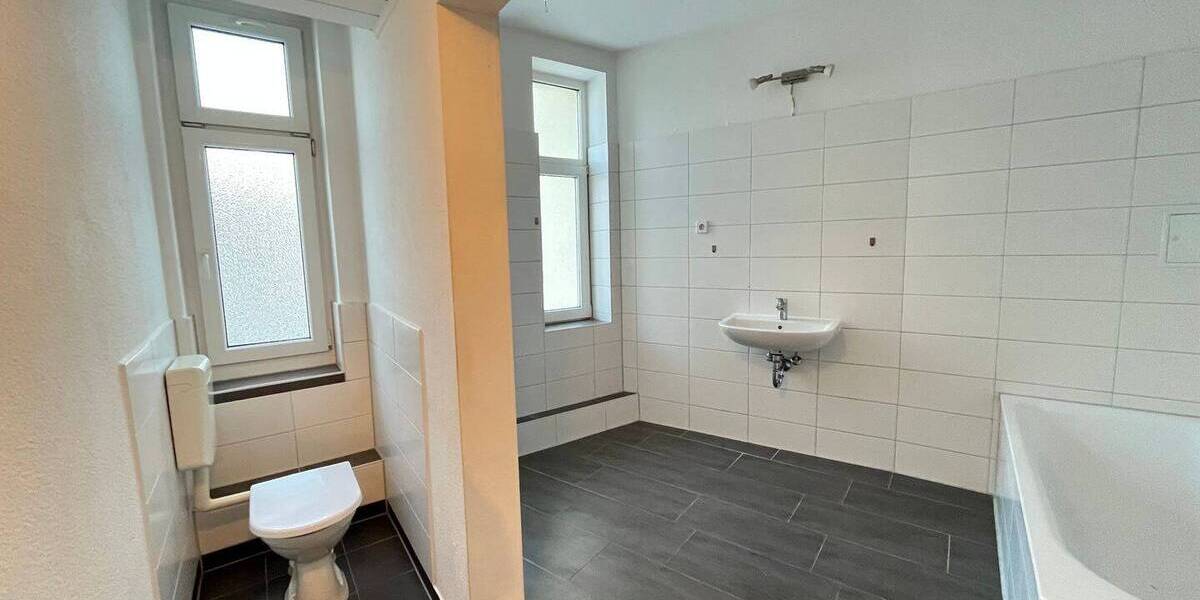 Etagenwohnung Chemnitz Gablenz - 5 Zimmer, 147 m&sup2;, 870&euro; | Angebot:26205417