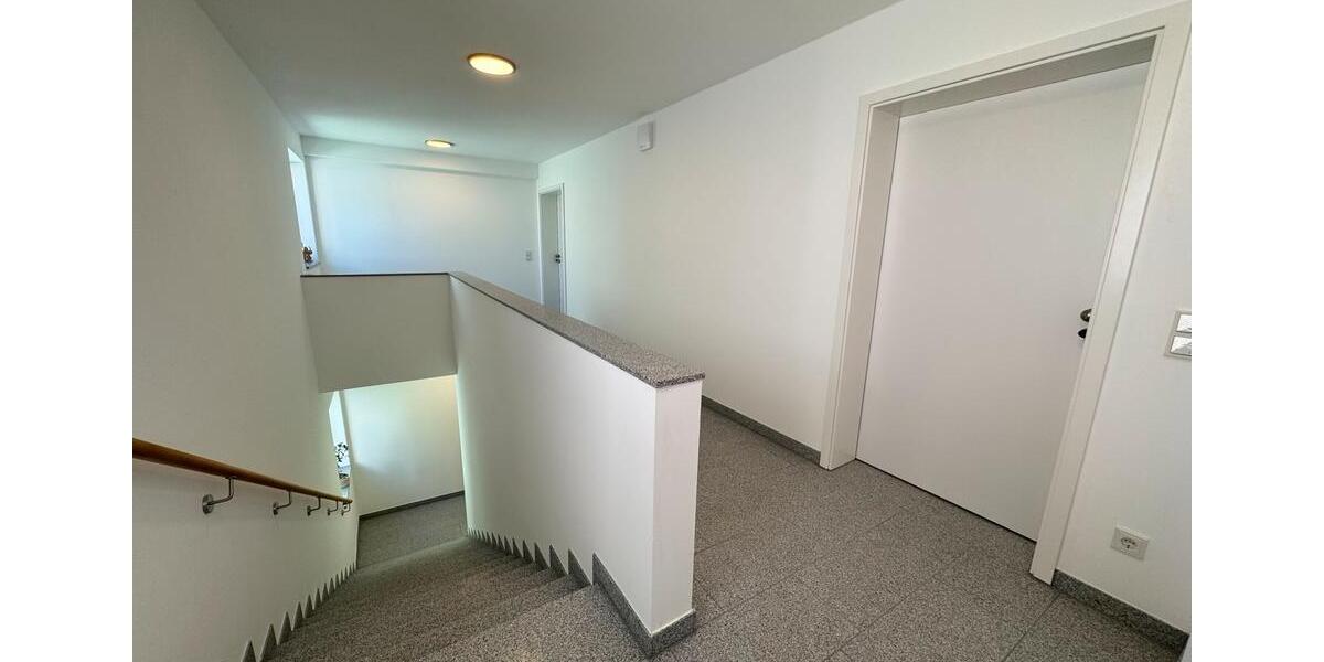 Etagenwohnung Bad Kötzting - 3 Zimmer, 100 m&sup2;, 900&euro; | Angebot:26311578