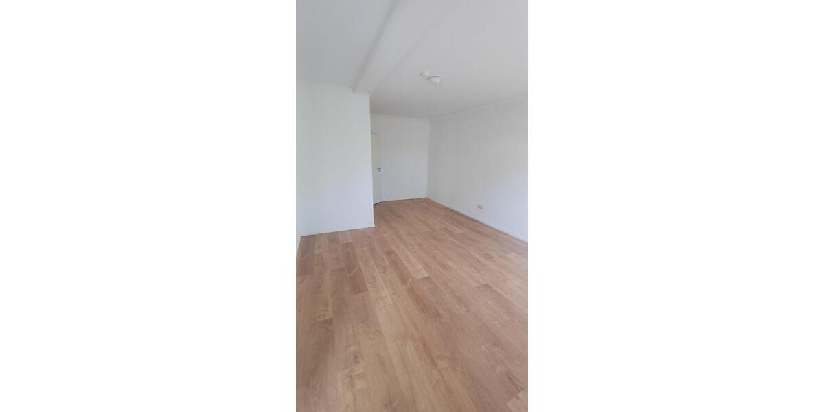 Etagenwohnung Langenhagen Engelbostel - 4 Zimmer, 120 m&sup2;, 1.190&euro; | Angebot:26365605