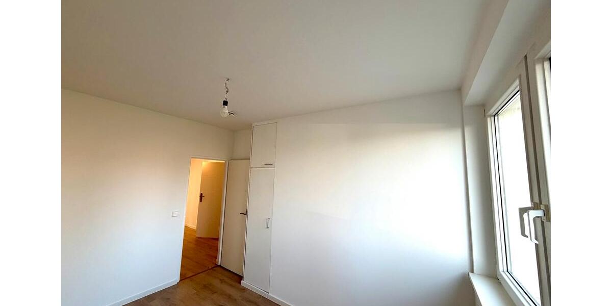 Etagenwohnung Meerane - 3 Zimmer, 60 m&sup2;, 420&euro; | Angebot:26477534