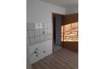 Biete schöne zwei Raum Wohnung