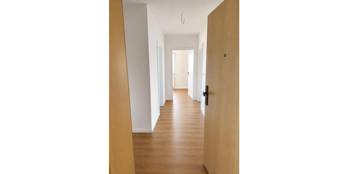 Etagenwohnung Wolfenbüttel - 3 Zimmer, 68 m&sup2;, 680&euro; | Angebot:26649946
