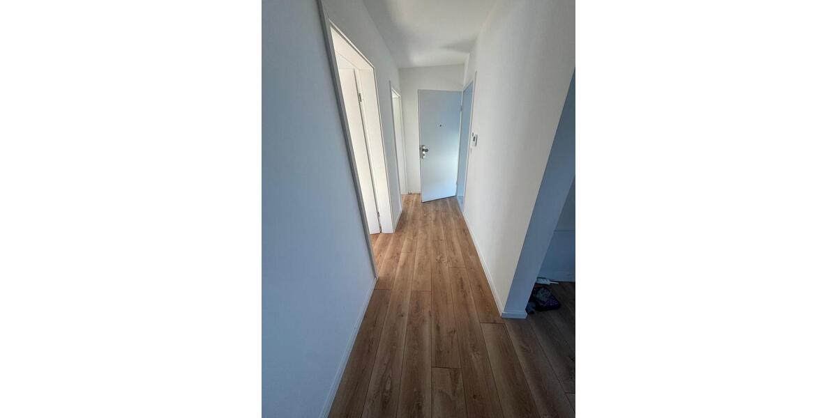 Etagenwohnung Gerlingen - 3 Zimmer, 71 m&sup2;, 1.350&euro; | Angebot:26438231