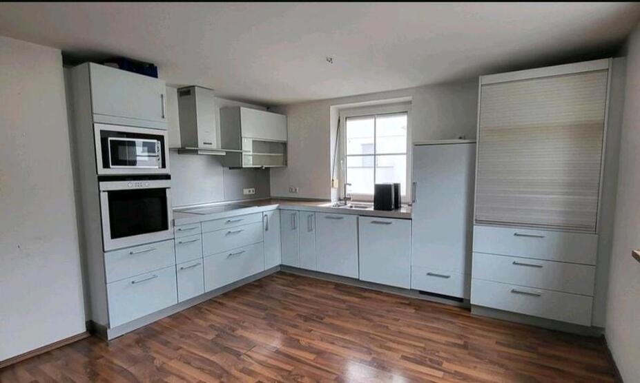 Moderne 105 qm Wohnung m Balkon in Pfeffenhausen