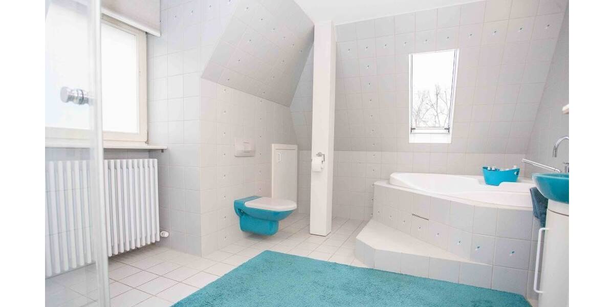 Etagenwohnung Erlangen Burgberg - 5 Zimmer, 155 m&sup2;, 1.900&euro; | Angebot:25984870