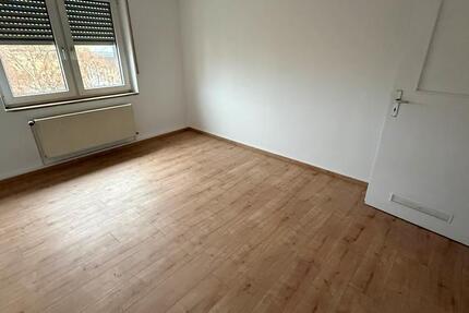 Wohnung Ludwigshafen am Rhein - 2 Zimmer, 58 m&sup2;, 1.000&euro; | Angebot:24964478
