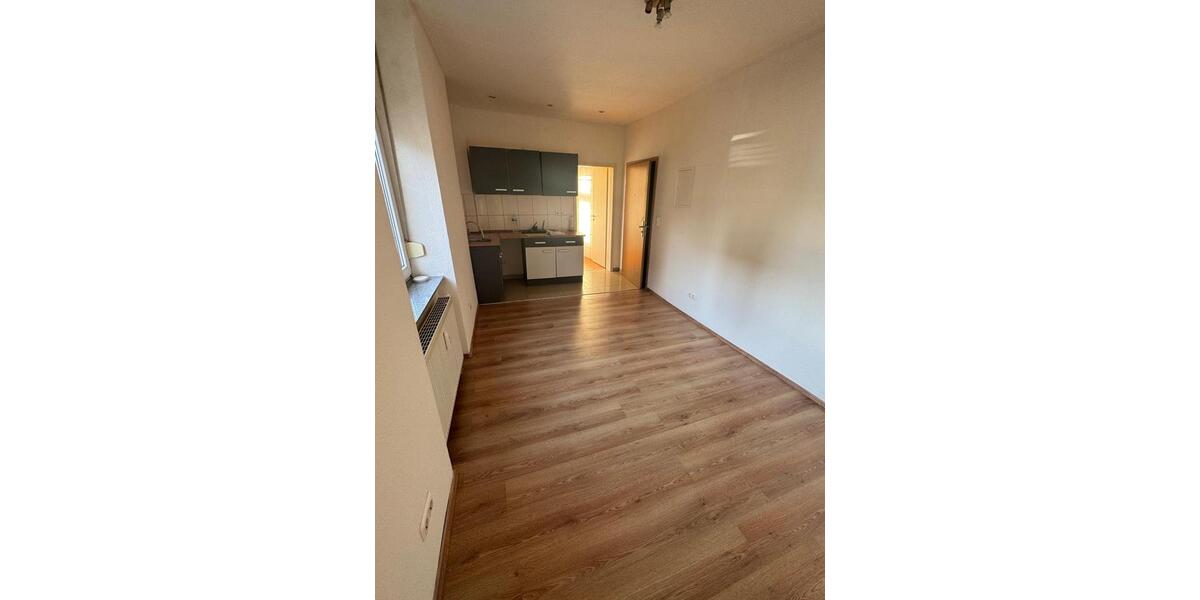 Etagenwohnung Wiesbaden Dotzheim - 2 Zimmer, 32 m&sup2;, 720&euro; | Angebot:25232242