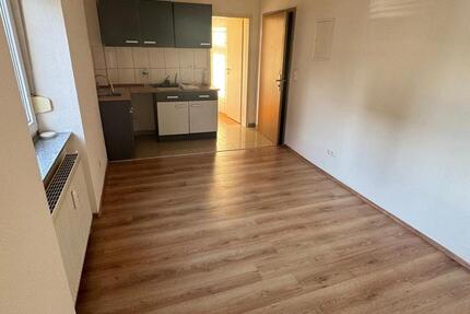 Wohnung Wiesbaden Dotzheim - 2 Zimmer, 32 m&sup2;, 720&euro; | Angebot:25232242