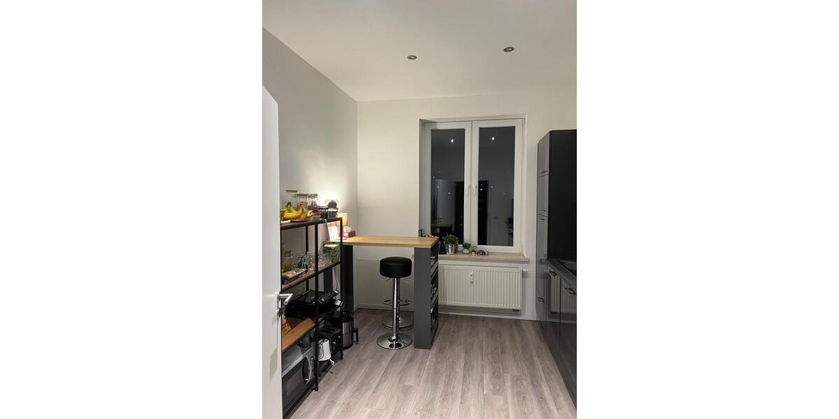 Erdgeschoßwohnung Siegen - 3 Zimmer, 90 m&sup2;, 990&euro; | Angebot:24804568