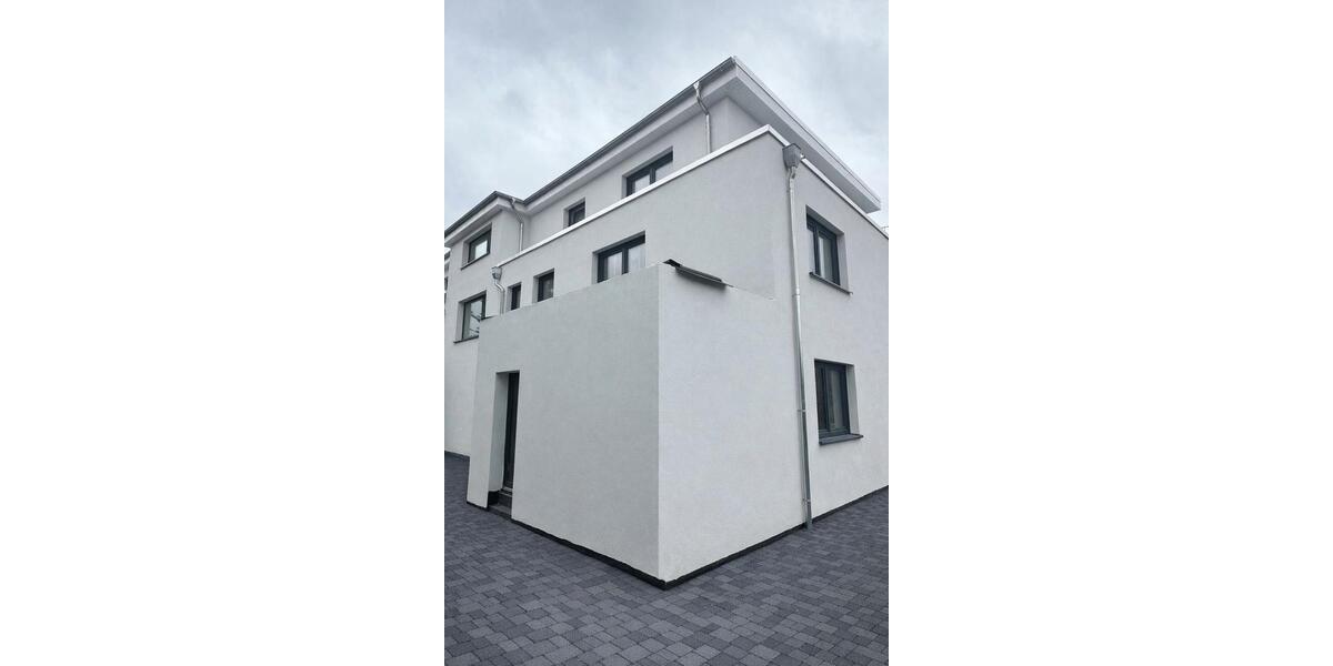 Erdgeschoßwohnung Wunstorf - 2.5 Zimmer, 520 m&sup2;, 1.406&euro; | Angebot:21335656