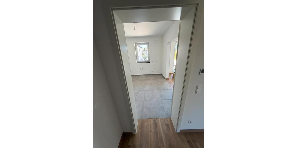 Etagenwohnung Rheinböllen - 2 Zimmer, 100 m&sup2;, 900&euro; | Angebot:26364652