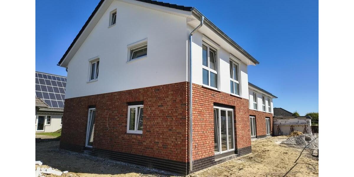 Reihenhaus Ehrenburg - 5 Zimmer, 99 m&sup2;, 1.290&euro; | Angebot:26442237