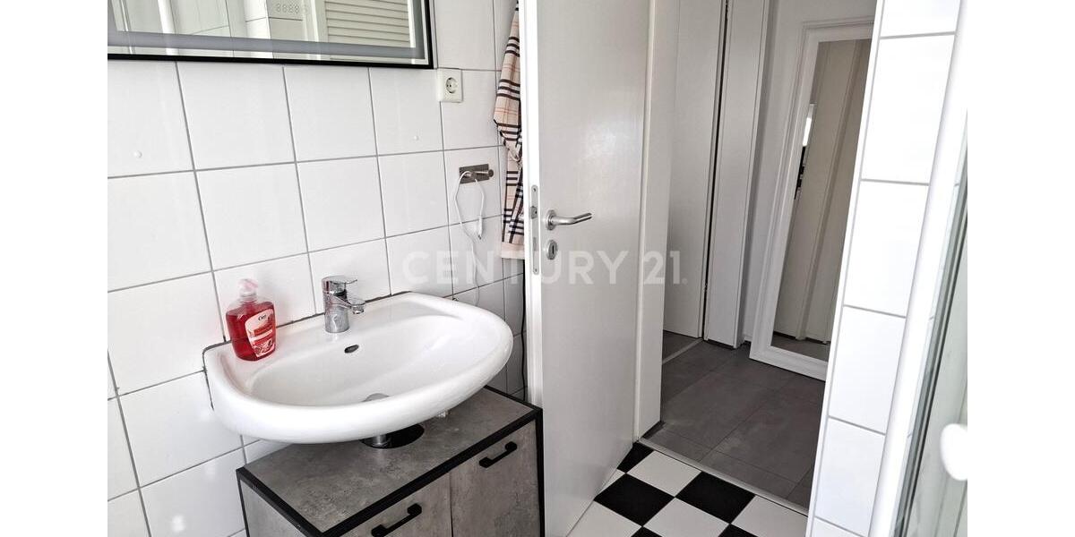 Etagenwohnung Hagen Hagen-Mitte - 3 Zimmer, 70 m&sup2;, 700&euro; | Angebot:24475059