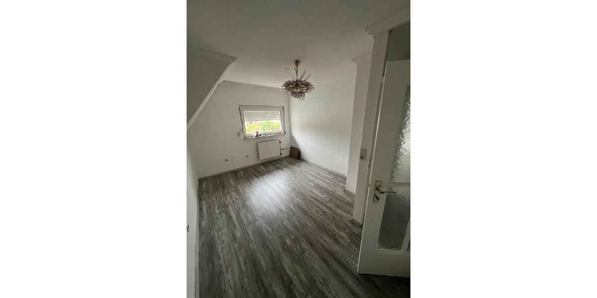 Haus zu Vermieten 3 ZKB Zentral LU ab Sofort zu Vermieten 3 zimmer