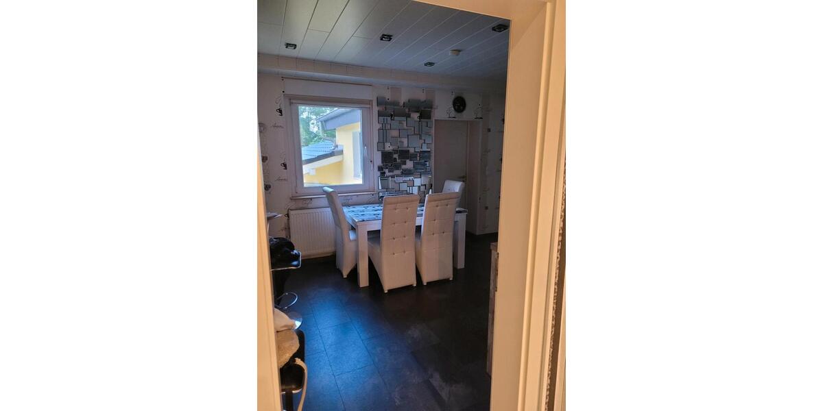 Etagenwohnung Köln Chorweiler - 2 Zimmer, 55 m&sup2;, 1.100&euro; | Angebot:26582071