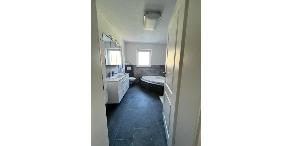 Etagenwohnung Olpe - 5 Zimmer, 120 m&sup2;, 800&euro; | Angebot:24857734