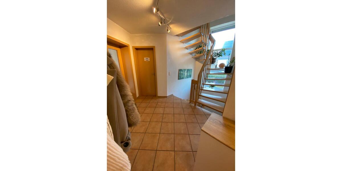 Etagenwohnung Burgrieden - 1 Zimmer, 200 m&sup2;, 500&euro; | Angebot:25366418