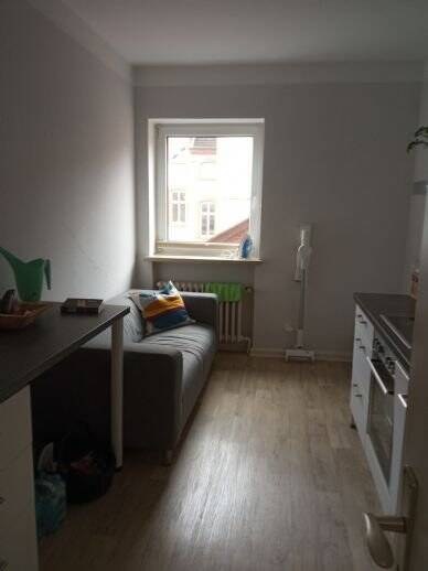 Etagenwohnung Pinneberg - 2 Zimmer, 72 m&sup2;, 795&euro; | Angebot:24835215