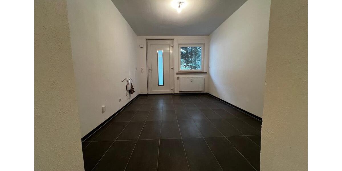 Erdgeschoßwohnung Schalksmühle - 2 Zimmer, 63 m&sup2;, 590&euro; | Angebot:24723434