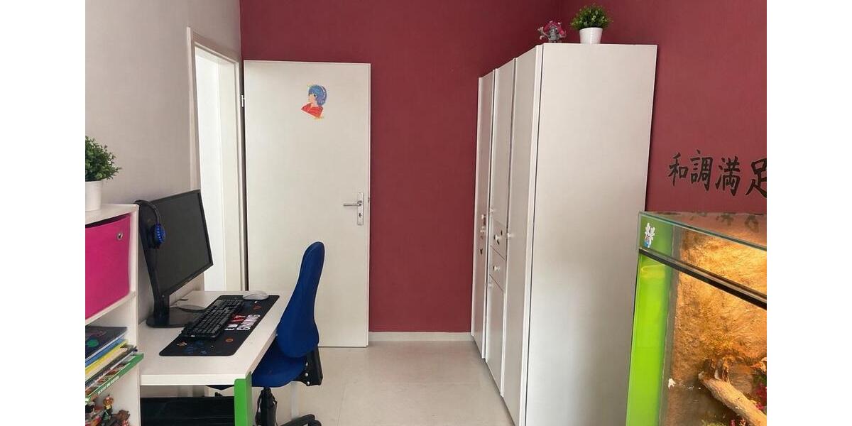 Erdgeschoßwohnung Düren - 4 Zimmer, 105 m&sup2;, 1.450&euro; | Angebot:26248854