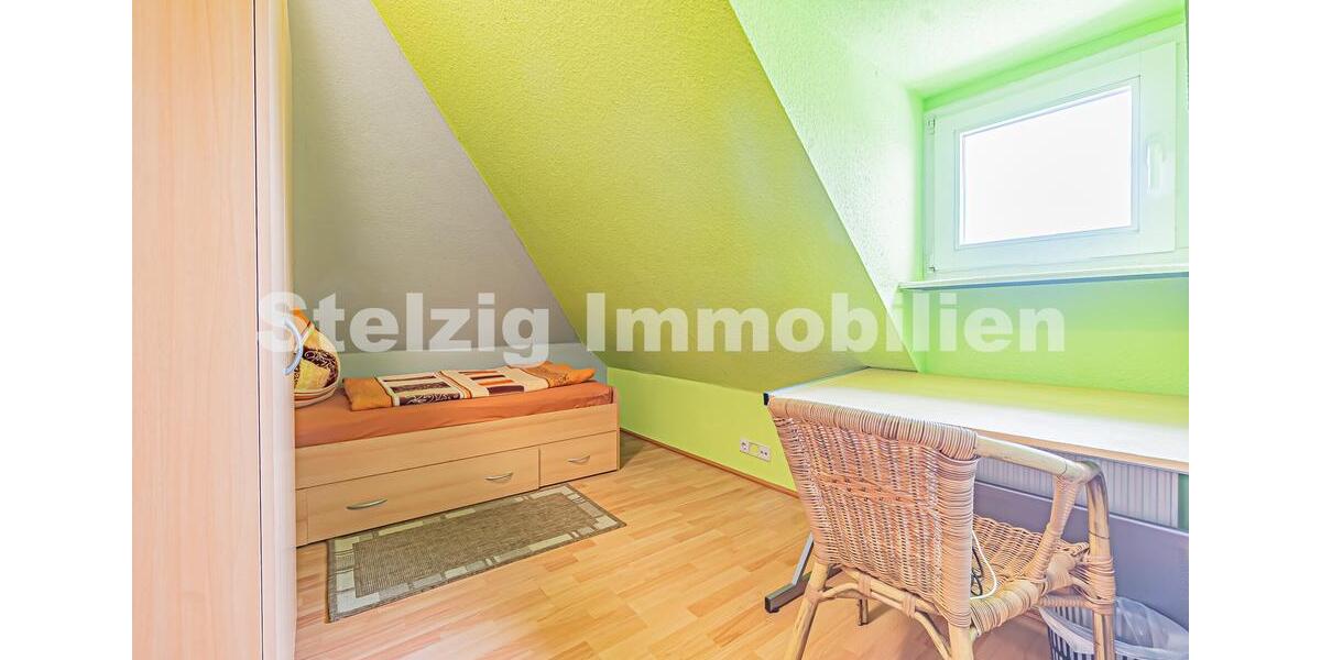 Dachgeschoßwohnung Peitz - 4 Zimmer, 80 m&sup2;, 30&euro; | Angebot:24707123