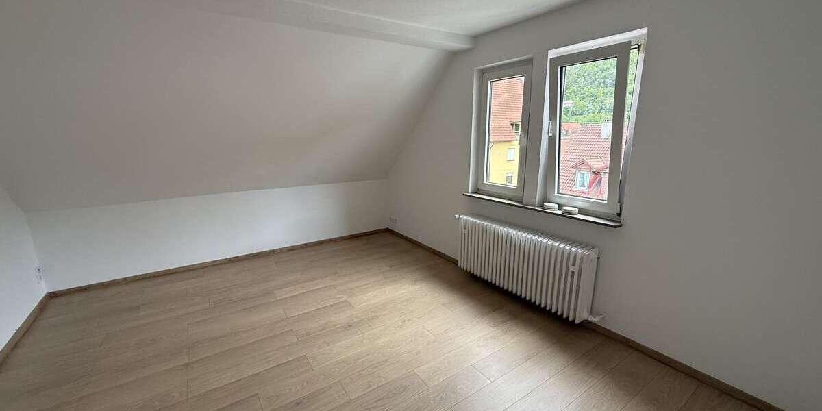 Etagenwohnung Geislingen - 4 Zimmer, 93 m&sup2;, 750&euro; | Angebot:24524204