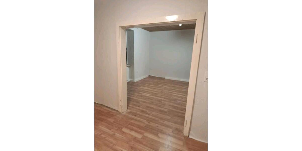 Etagenwohnung Mettlach - 3.5 Zimmer, 100 m&sup2;, 850&euro; | Angebot:24745390