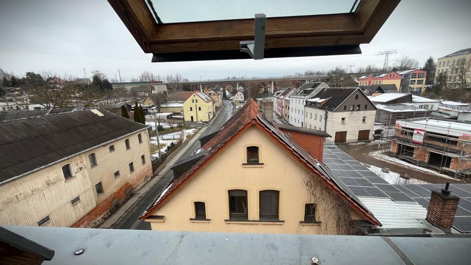 Dachgeschoßwohnung Werdau - 2 Zimmer, 35 m&sup2;, 200&euro; | Angebot:24817062