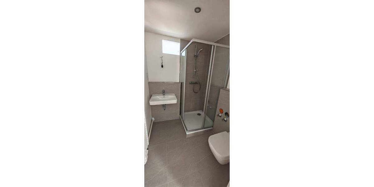 Etagenwohnung Dresden Naußlitz - 5 Zimmer, 174 m&sup2;, 1.825&euro; | Angebot:25667275