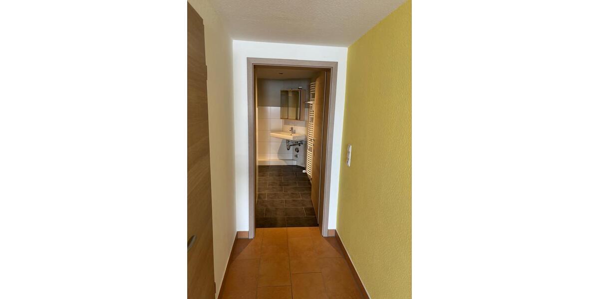 Dachgeschoßwohnung Ortenberg - 3 Zimmer, 97 m&sup2;, 880&euro; | Angebot:26420253